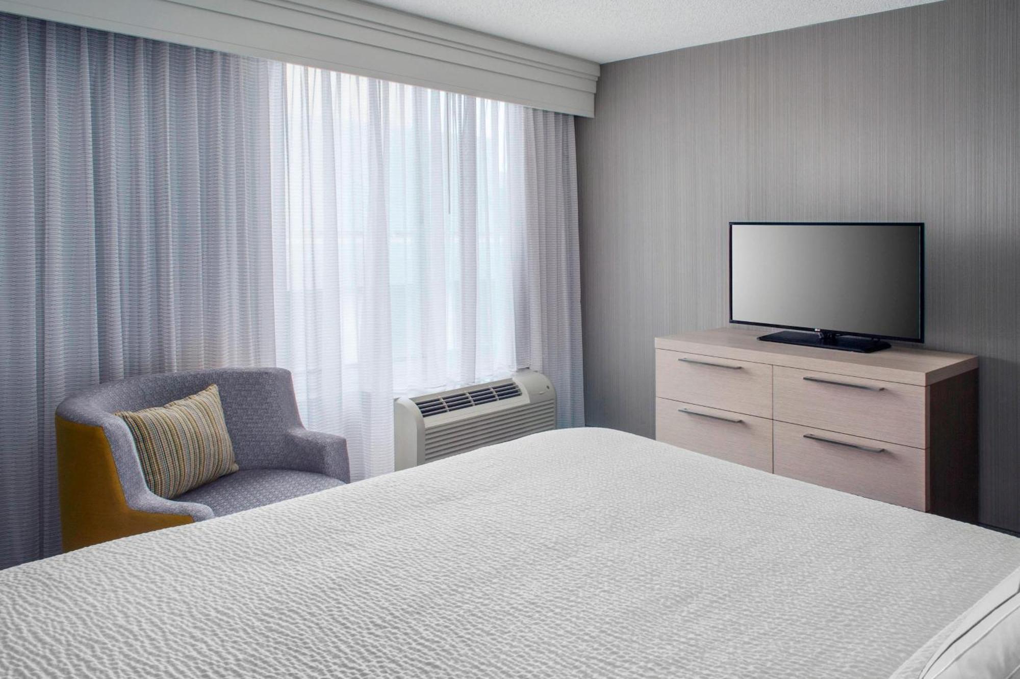 Courtyard Charlotte City Center Ngoại thất bức ảnh