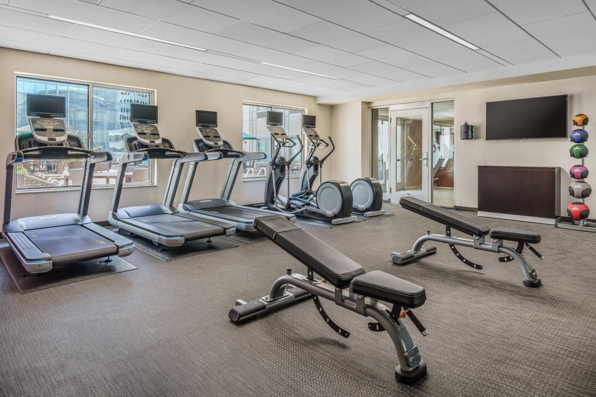 Courtyard Charlotte City Center Ngoại thất bức ảnh