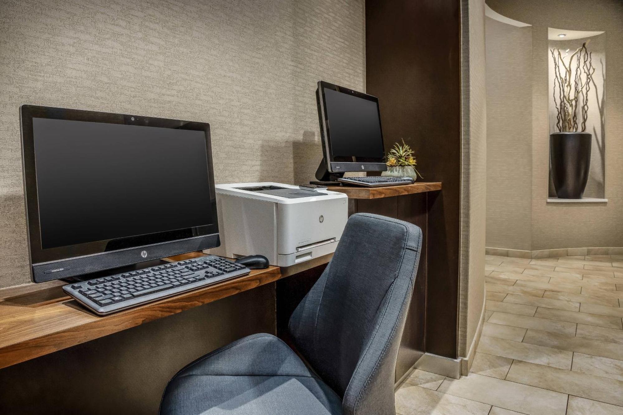 Courtyard Charlotte City Center Ngoại thất bức ảnh