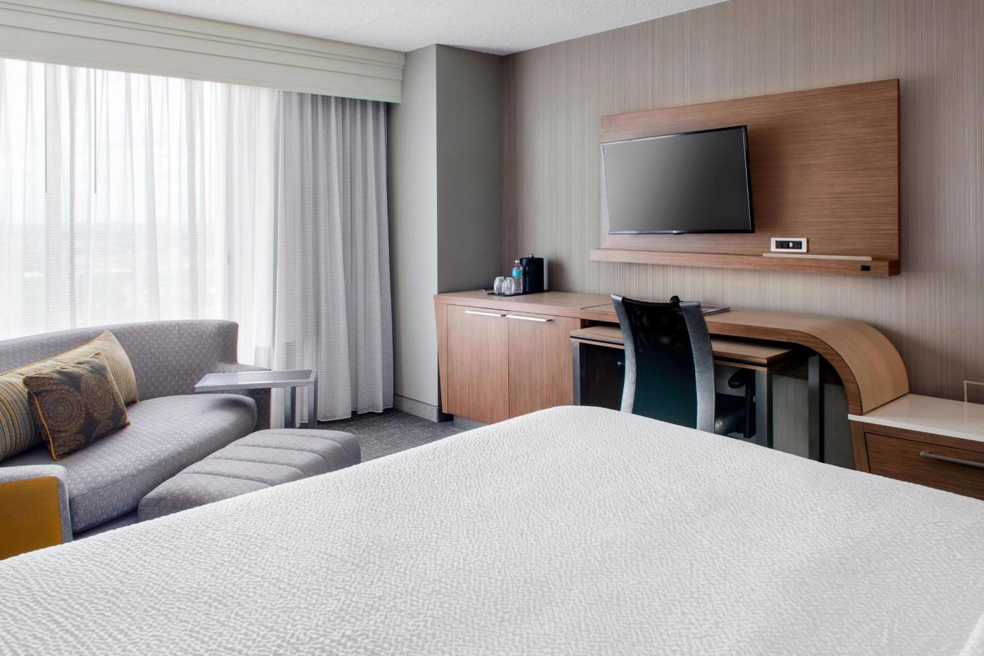 Courtyard Charlotte City Center Ngoại thất bức ảnh
