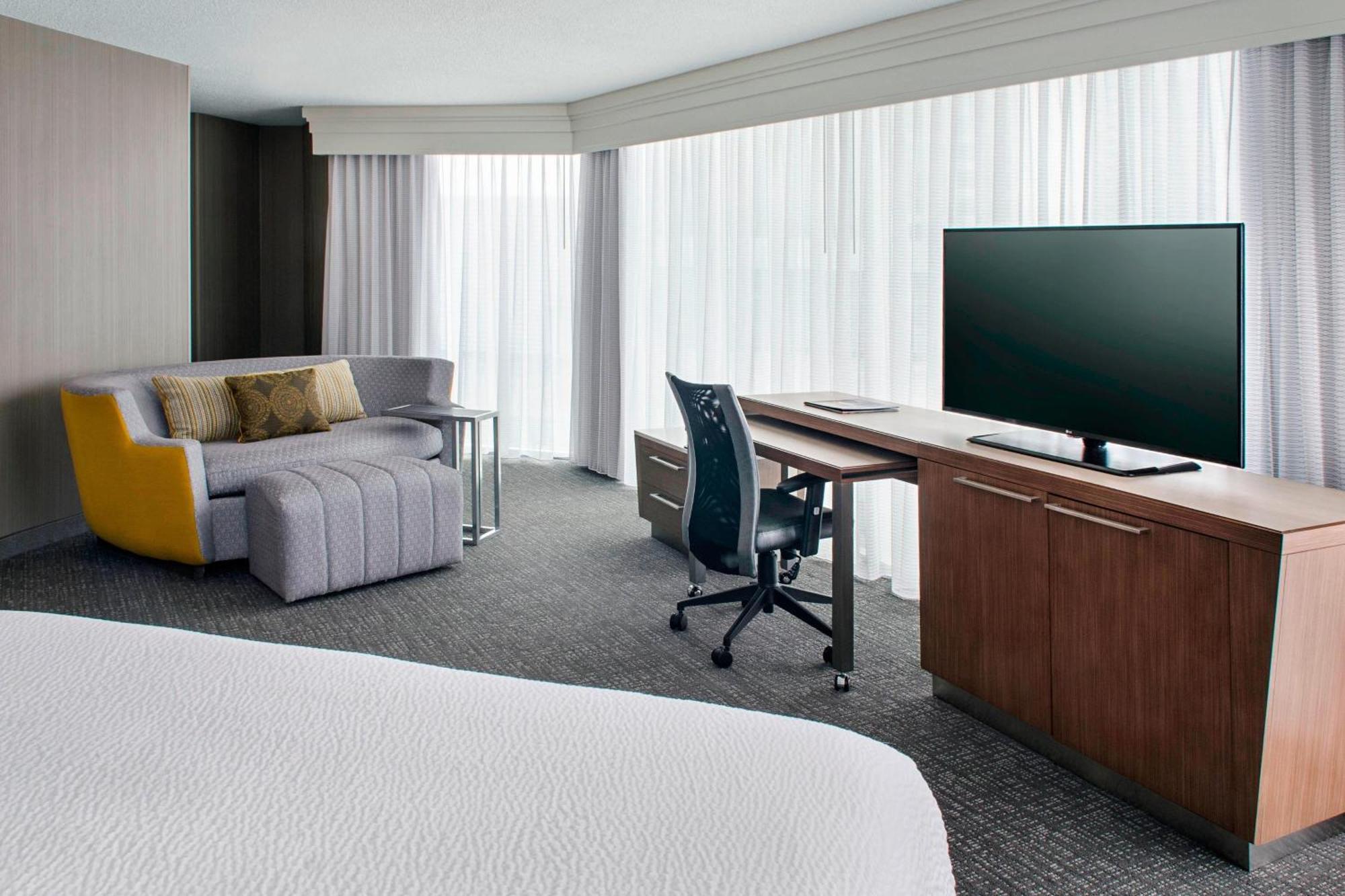 Courtyard Charlotte City Center Ngoại thất bức ảnh