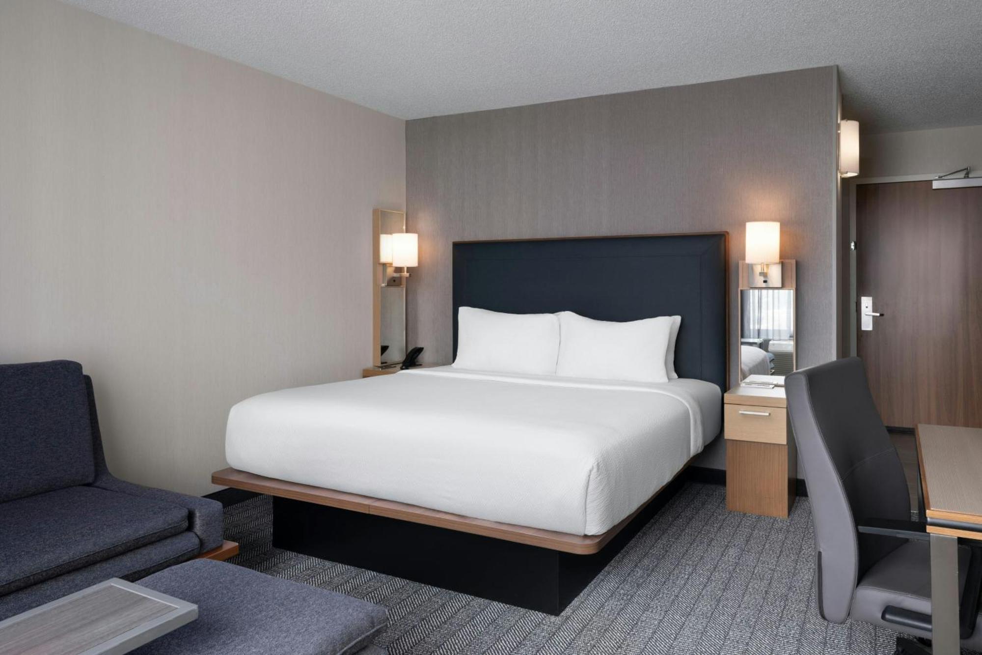 Courtyard Charlotte City Center Ngoại thất bức ảnh
