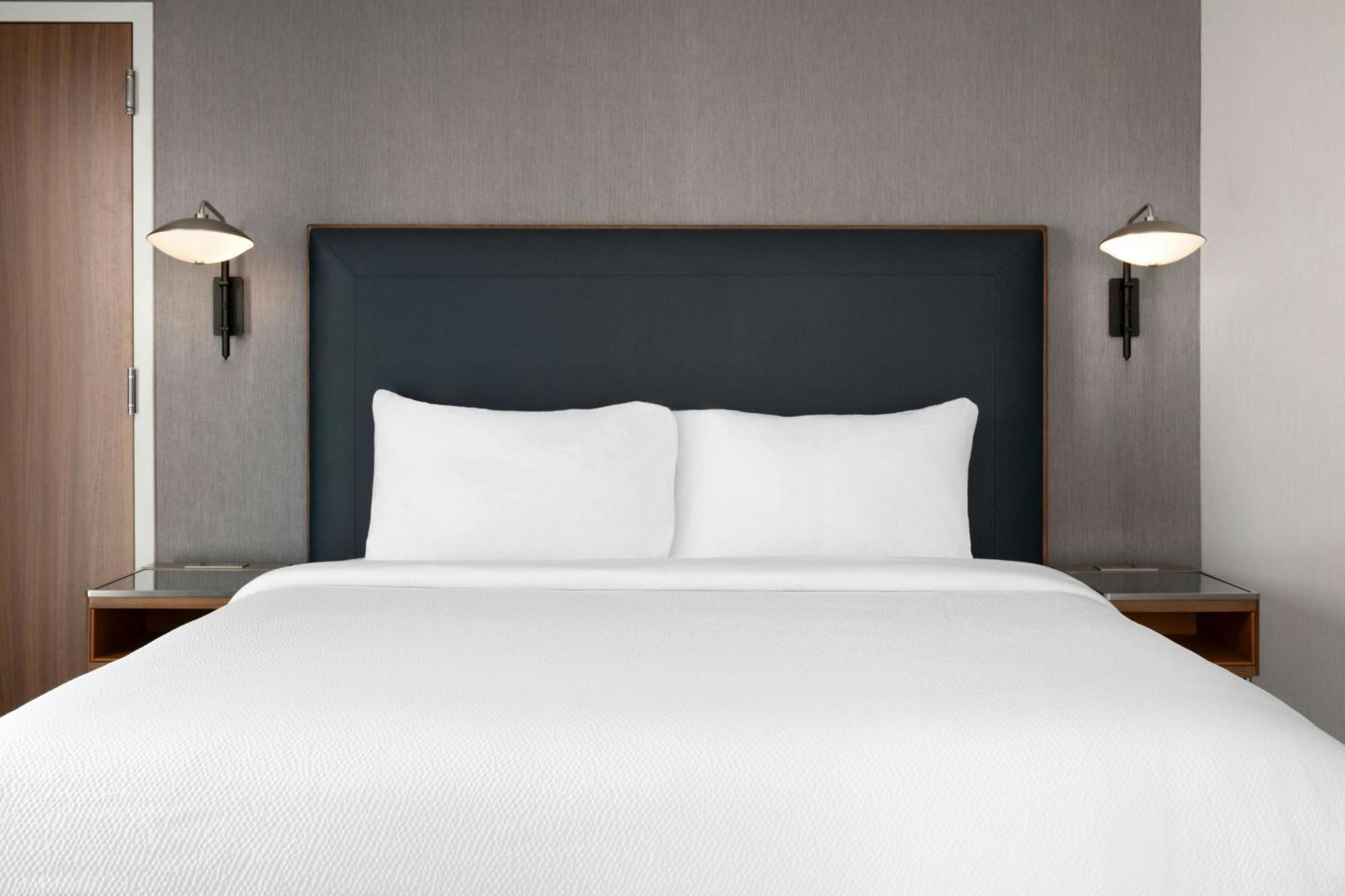 Courtyard Charlotte City Center Ngoại thất bức ảnh