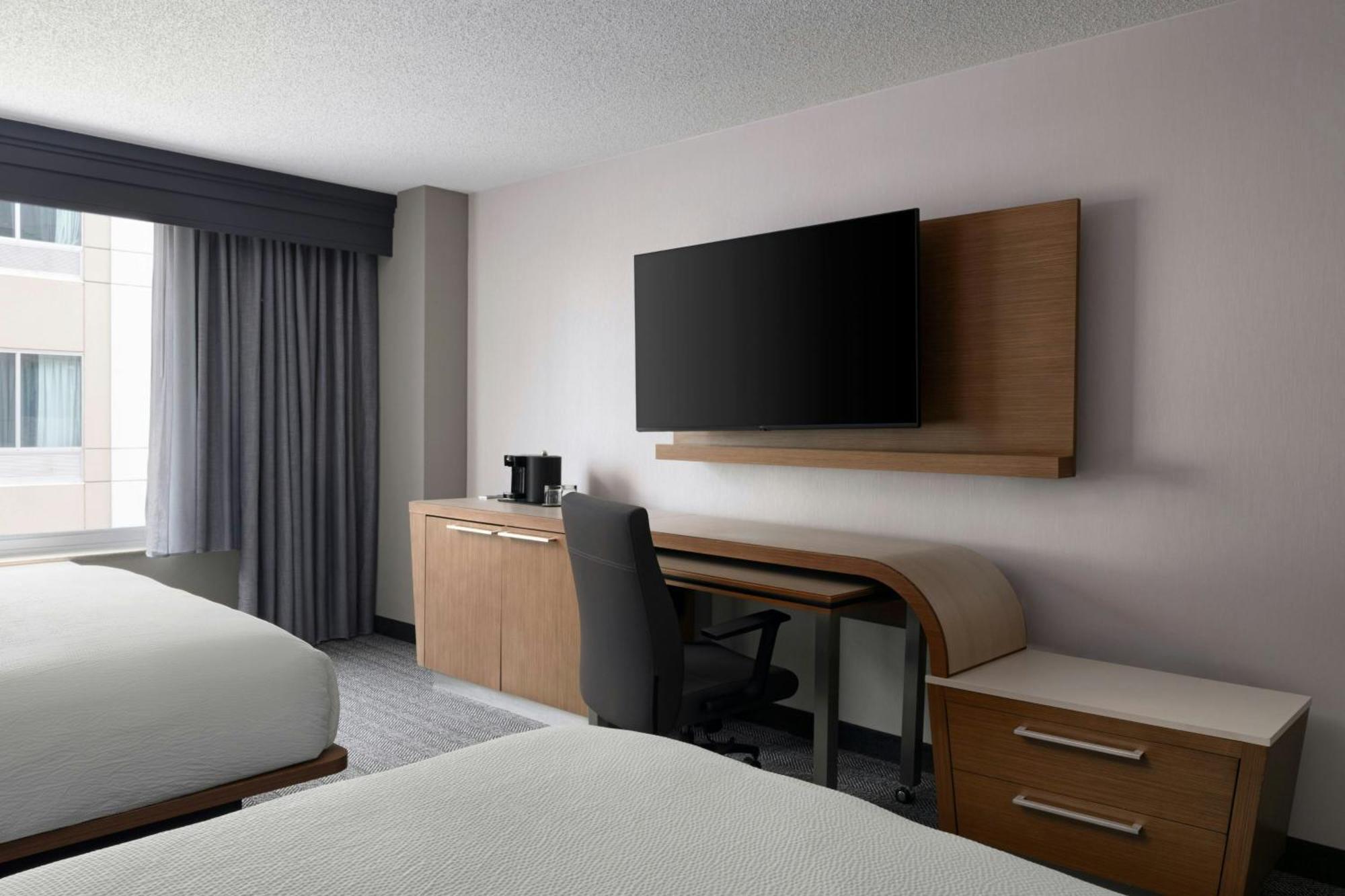 Courtyard Charlotte City Center Ngoại thất bức ảnh