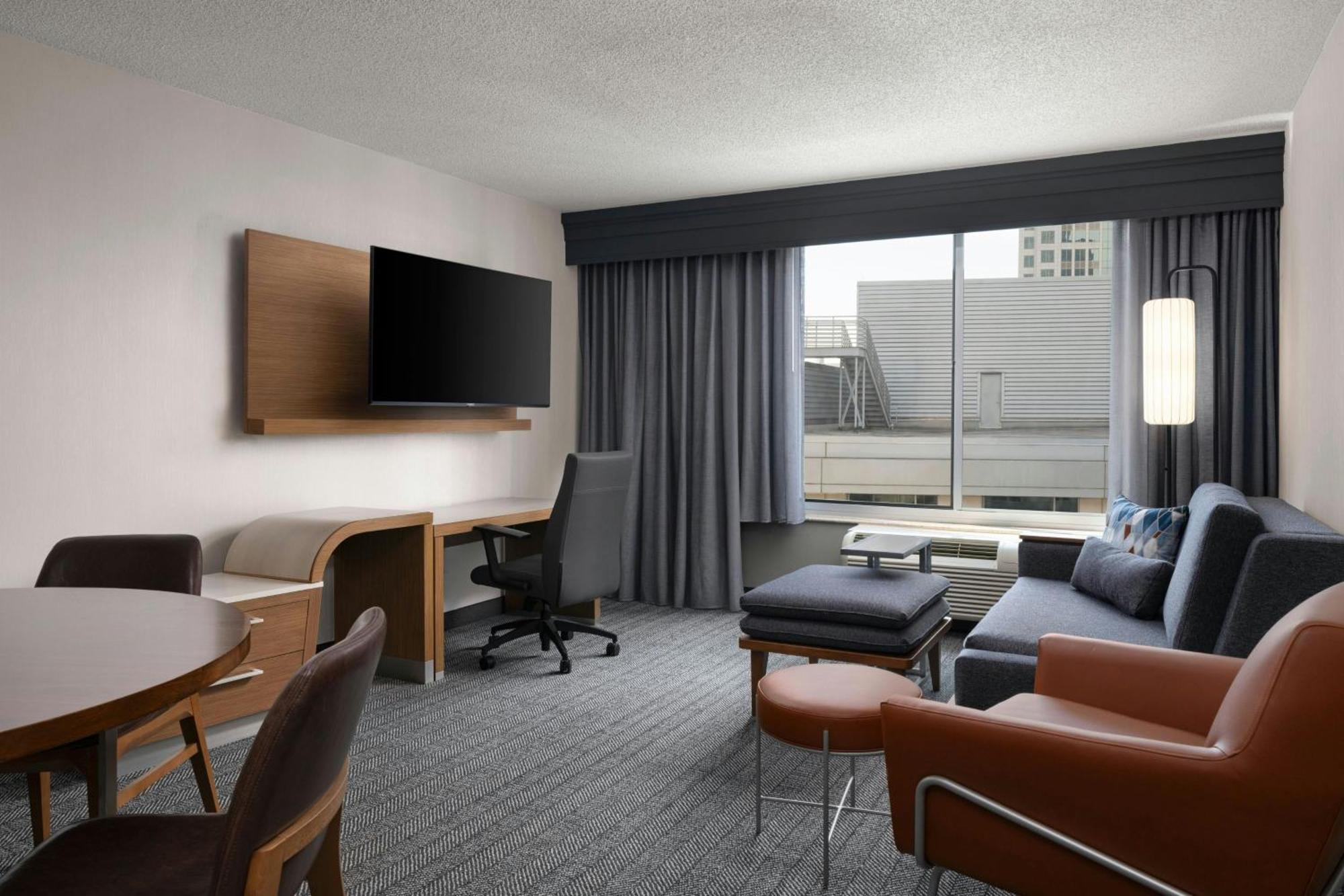 Courtyard Charlotte City Center Ngoại thất bức ảnh