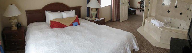 Courtyard Charlotte City Center Ngoại thất bức ảnh